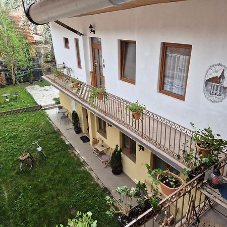 Saint John'S 22 Brasov Lägenhet Exteriör bild