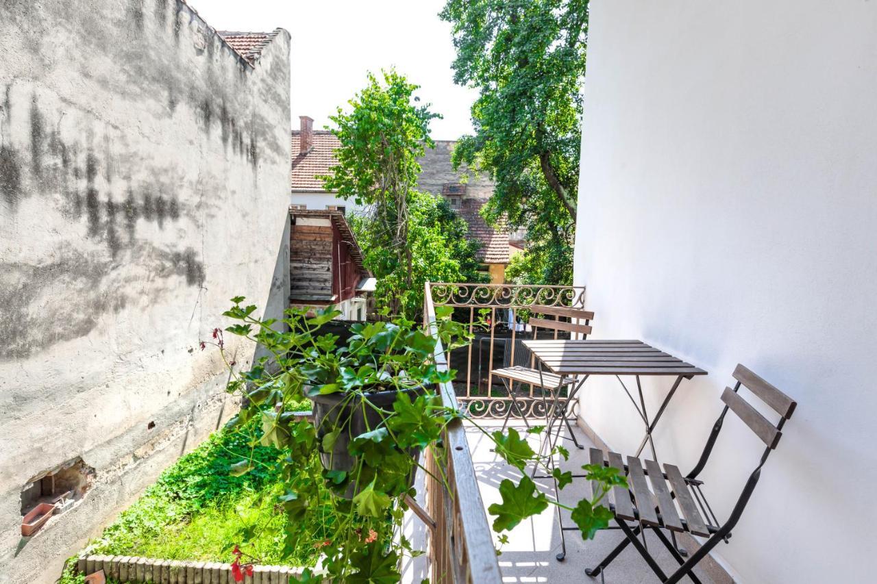 Saint John'S 22 Brasov Lägenhet Exteriör bild
